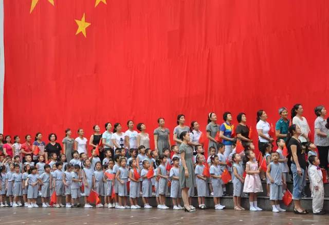 國歌比賽，激發(fā)愛國熱情，傳承文化精神之魂