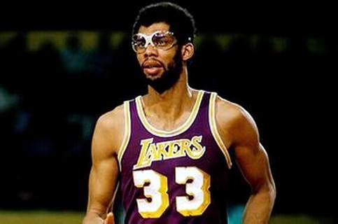 NBA明星球員與高科技的融合，籃球科技魅力的全新體驗(yàn)