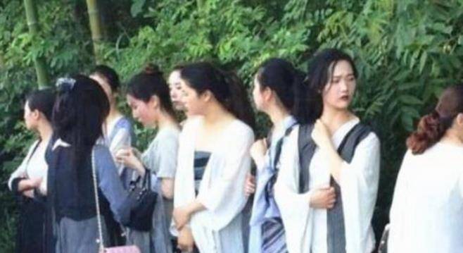 美女如戲林然最新章節(jié)獲取與閱讀步驟指南