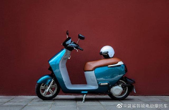 最新款電動摩托車，時代新寵的極速出行選擇