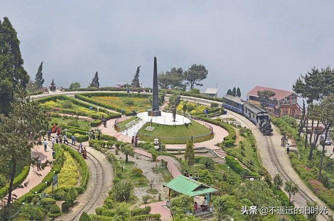 迷你世界最新版刷鐵軌，自然美景探險(xiǎn)之旅啟動(dòng)！